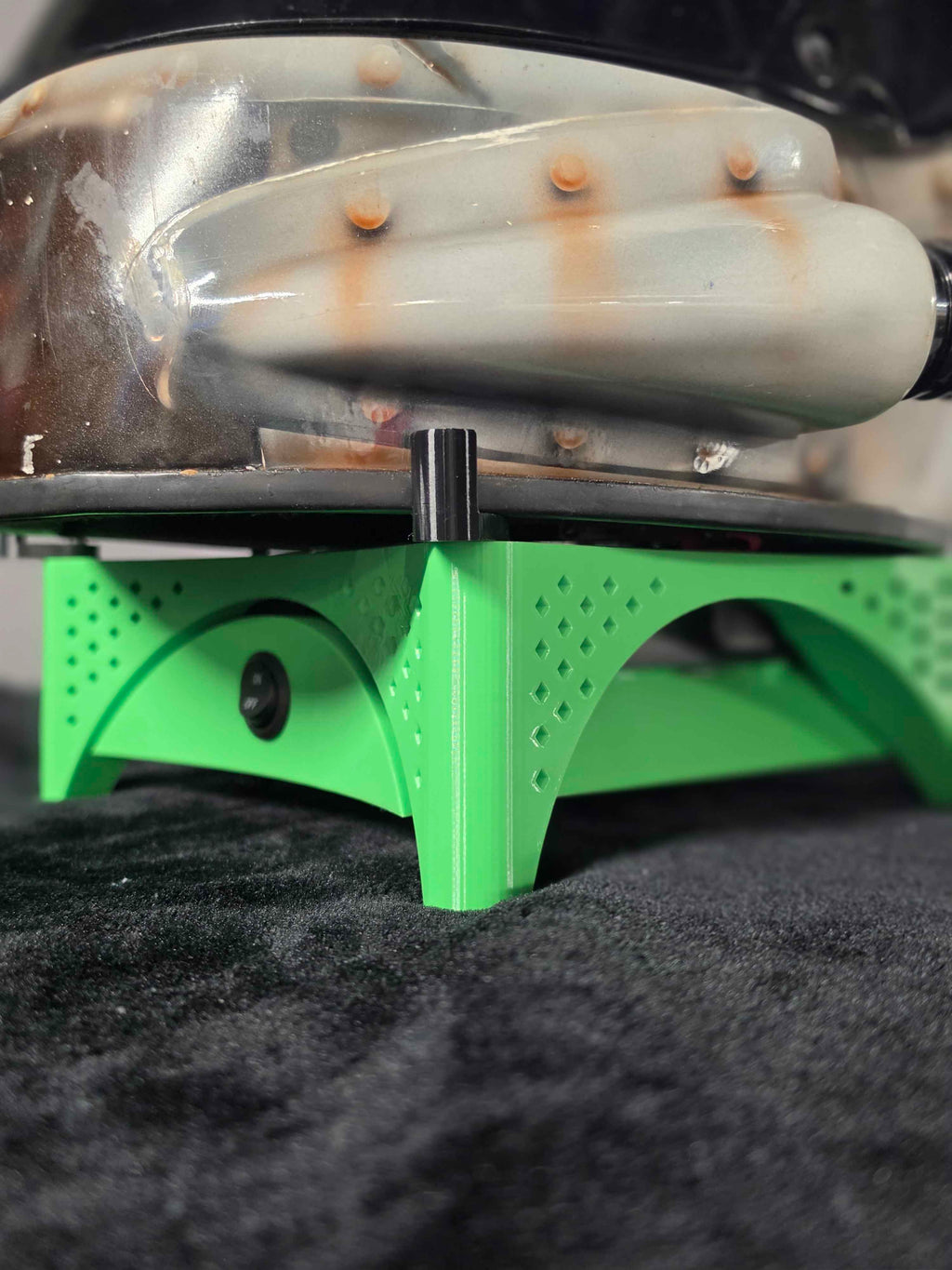 Trackside AirFlow Helmet Stand